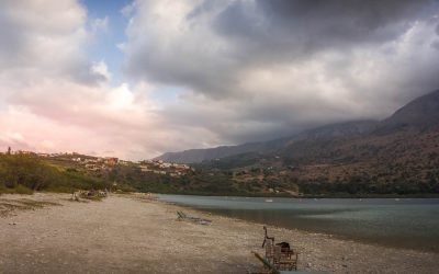 How To Visit Lake Kournas in Crete