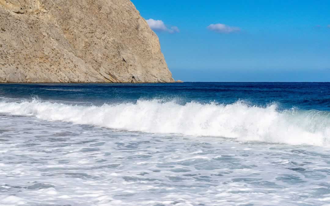 Perissa Beach – Santorini’s Black Sand Pearl