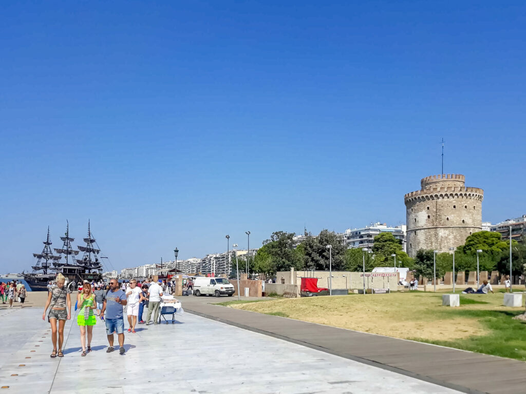 thessaloniki white tower promenade