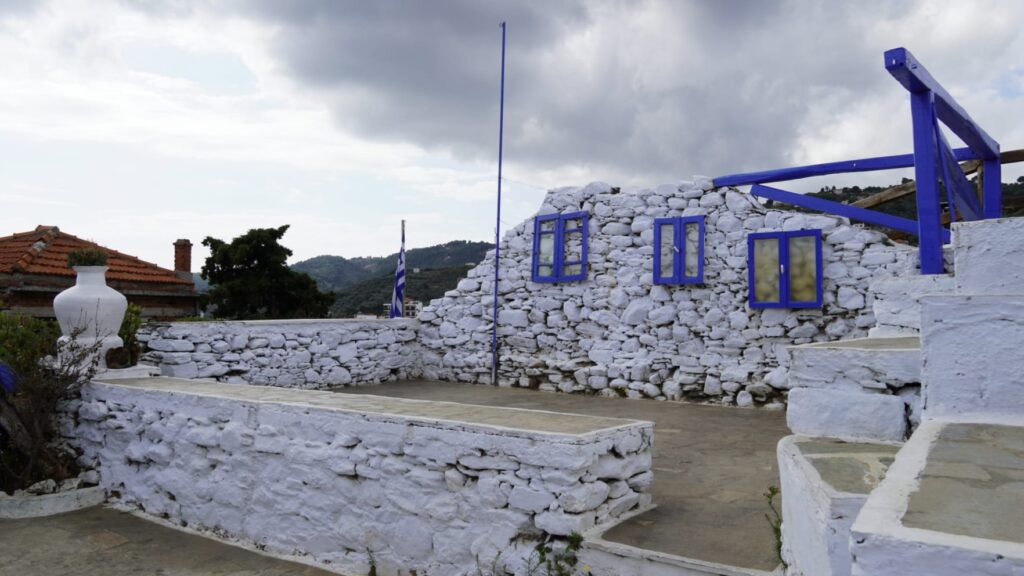 kastro skopelos blind blue windows