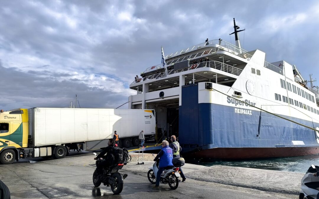 The Ultimate Guide to Greek Island Hopping: Best Times by Season and Archipelago